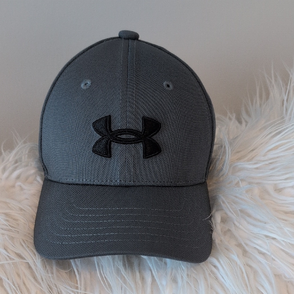 Under Armour Dark Gray Hat Youth S/M